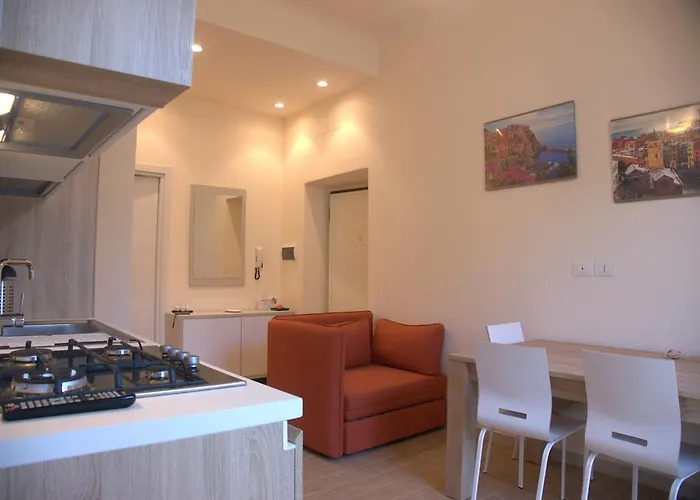 Glad * لا سبيتسْيا